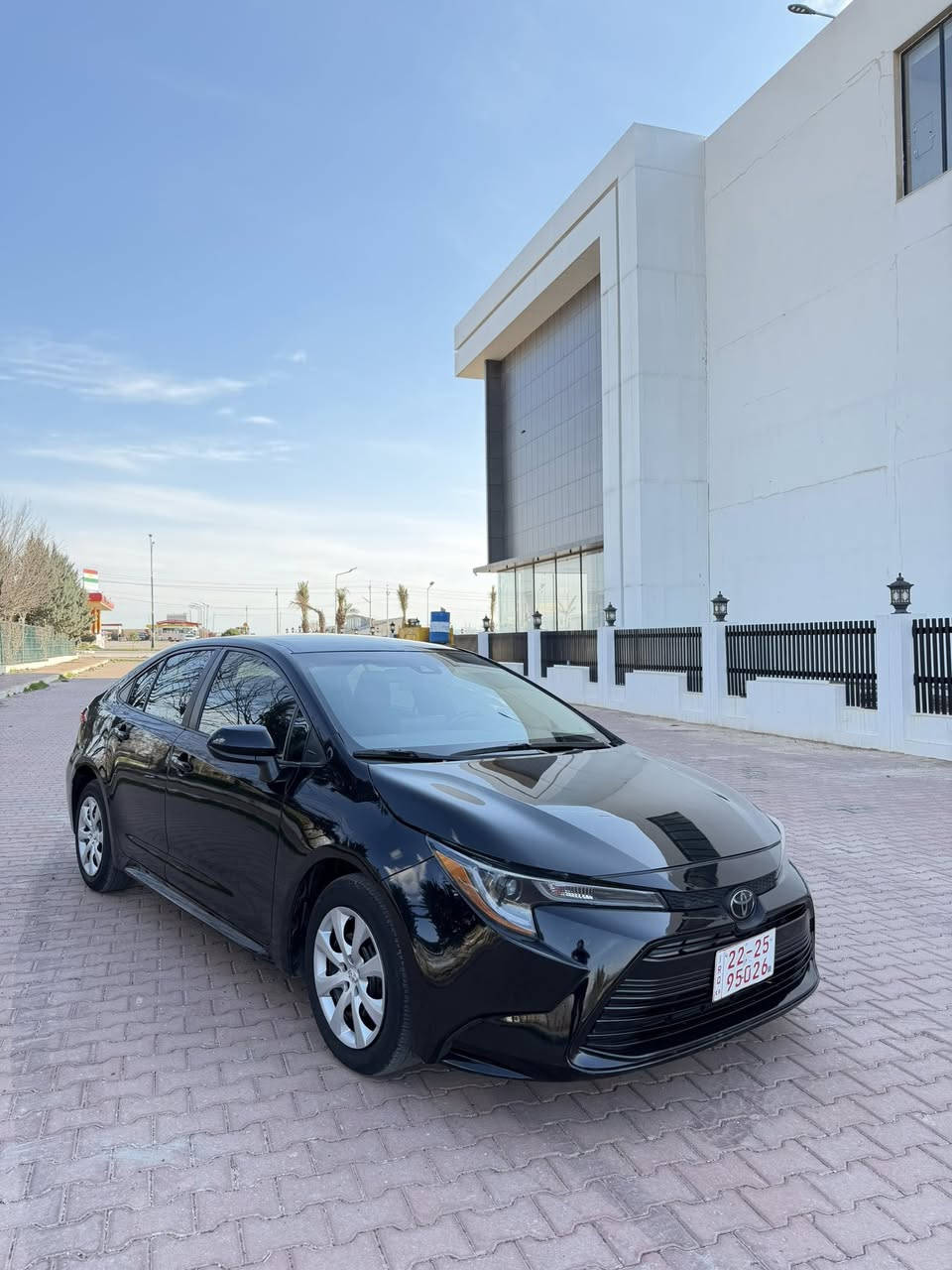 كرولا وارد امريكى
موديل 2024
سيارة ماشية 15 الف
ضرر بنيد و جاملغ بدون دواخل
ايرباك بس استيرن
موصفات معروفة Le
صور ضرر موجود 
سعر $136
*********** واتساب
