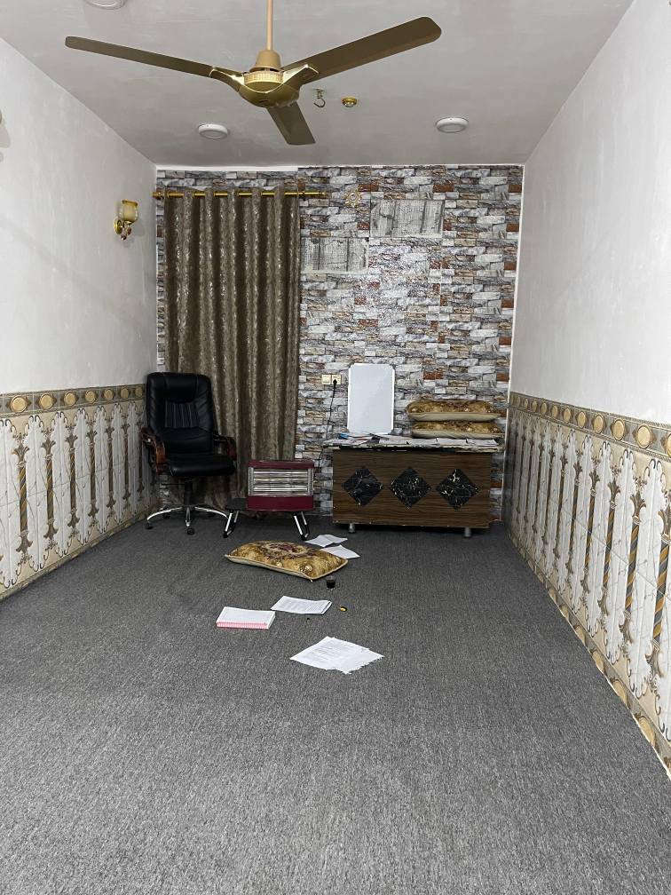 🔴دار  للبيع 🔴

💒نوع العقار :طابو زراعي سند ٢٥مداور بسم المشتري 

المساحة : 100متر مربع 

🕍موقع العقار :الديوانيه قضاء الشاميه خلف سايلو الشاميه 
يحتوي على غرفة نوم وصاله وستقبال ومطبخ وصحيات 
   
《 كافة الخدمات متوفره ماء كهرباء مولده 
                          《السعر27مليون  وبي مجال قليل 
    
                                            للاستفسار الاتصال على 
صاحب الدار مباشر 
*********** بغداد, العراق
