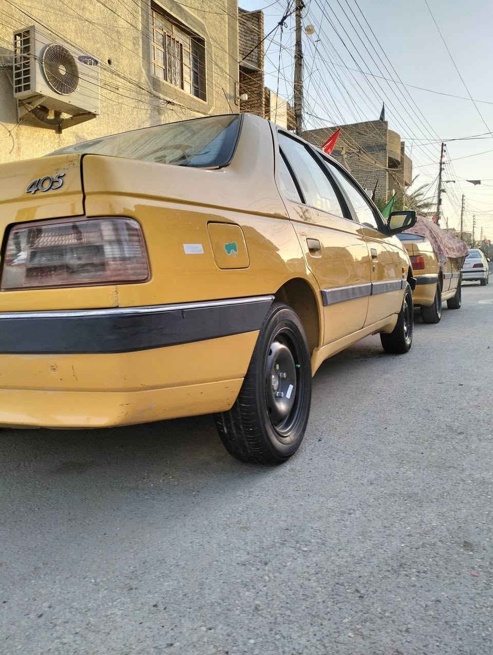 للبيع 2016
كفاله عامه باسمي..مكينه حلوه وناعمه تخم تاير تبريد جديد 
استخدام شخصي للدوام فقط..
وهاي واكفه بالباب متطلع كل 10ايام تطلع نص نهار وترجع توكف 10ايام....
غرفه ابلاديه دشبول ناصي..
بيها فقط درايم شفت جهه اليمنى بي صوت..
عارضها 45 وبيها مجال حك جيتك..
للاستفسار اتصل على ***********
مكاني بغداد..
