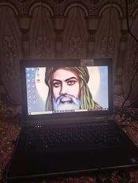 لابتوب مستخدم في حالة جيدة، جاهز للعمل والاستخدام اليومي. مناسب للطلاب...