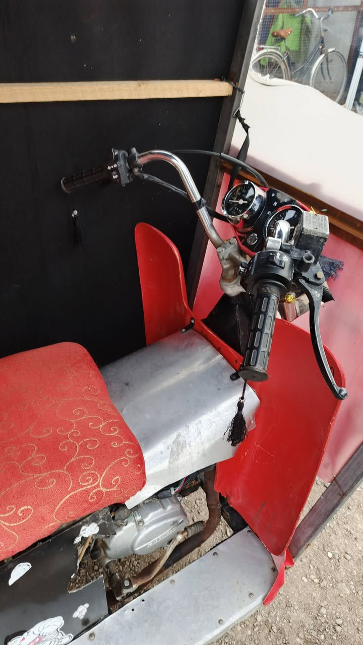 مكاني ناصريه سوق الشيوخ جاهزه كل شيء برغي نقص ما بيها للبيع الشراي يعلق او يجي خاصل***********
