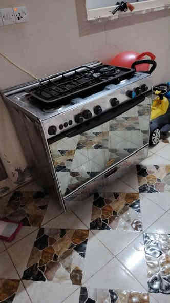 طباخات اي عيب مابي للبيع ***********
