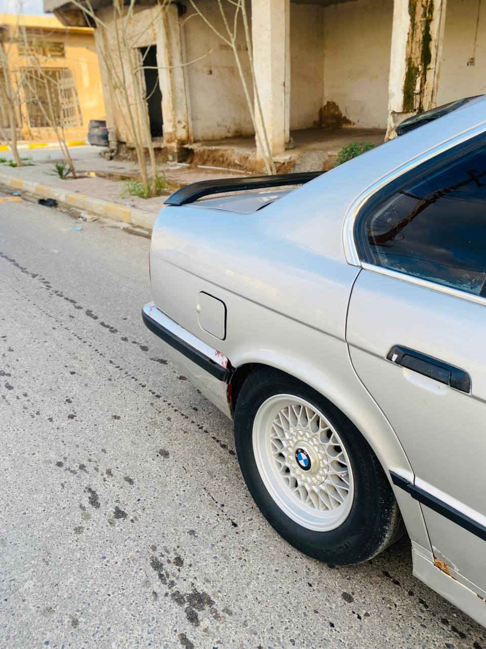 بي ام نضيفه موديل 89كير محرك شرط رقم جديد بسمي سنويه جديد تبريد ثلج تدفه كير محرك  ويل جديد صدر جديد تاير جديد 520رقمي ***********
