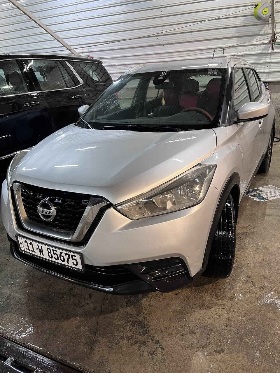 نيسان كيكس وارد امريكي موديل 2019 sv ماشيه 70 الف ميل بيه 3 قطع صبغ سعر 135 وبيه مجال وتساب ***********
