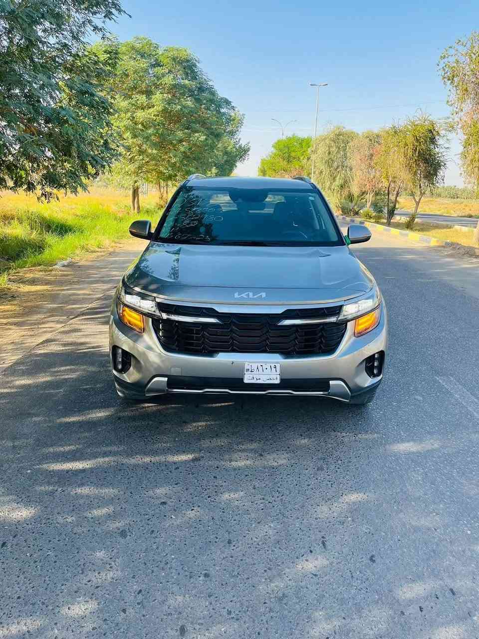 السلام عليكم
للبيع كيا سليتوس موديل 2024

محرك 2000 دوش

ماشيه ٥٧ ميل 

ضربته خفيفة بارد بلجاملغ الأيمن بارد فقط بدون فتح بدون صبغ 

 بدون ايرباك جميع الاربكات سليمه 

فول مواصفات عدا الفتحة

داخل لون مميز

قطعتين تبريد

اضاءة داخلية

بصمة

كشنات جلد

تدفئة كشنات

وباقي المواصفات المعروفة

بدون رقم منفيس بسمي 

السيارة كاملة وجاهزة

السعر ١٦٠ وبيها مجال 

للاستفسار الاتصال المكان حله قرب سيطره الآثار 

***********
