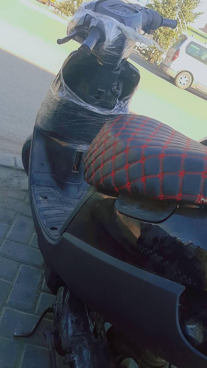 السلام عليكم دراجه بطه ياباني نكرا سلف ١٥٠  مكاني الدوره
***********
