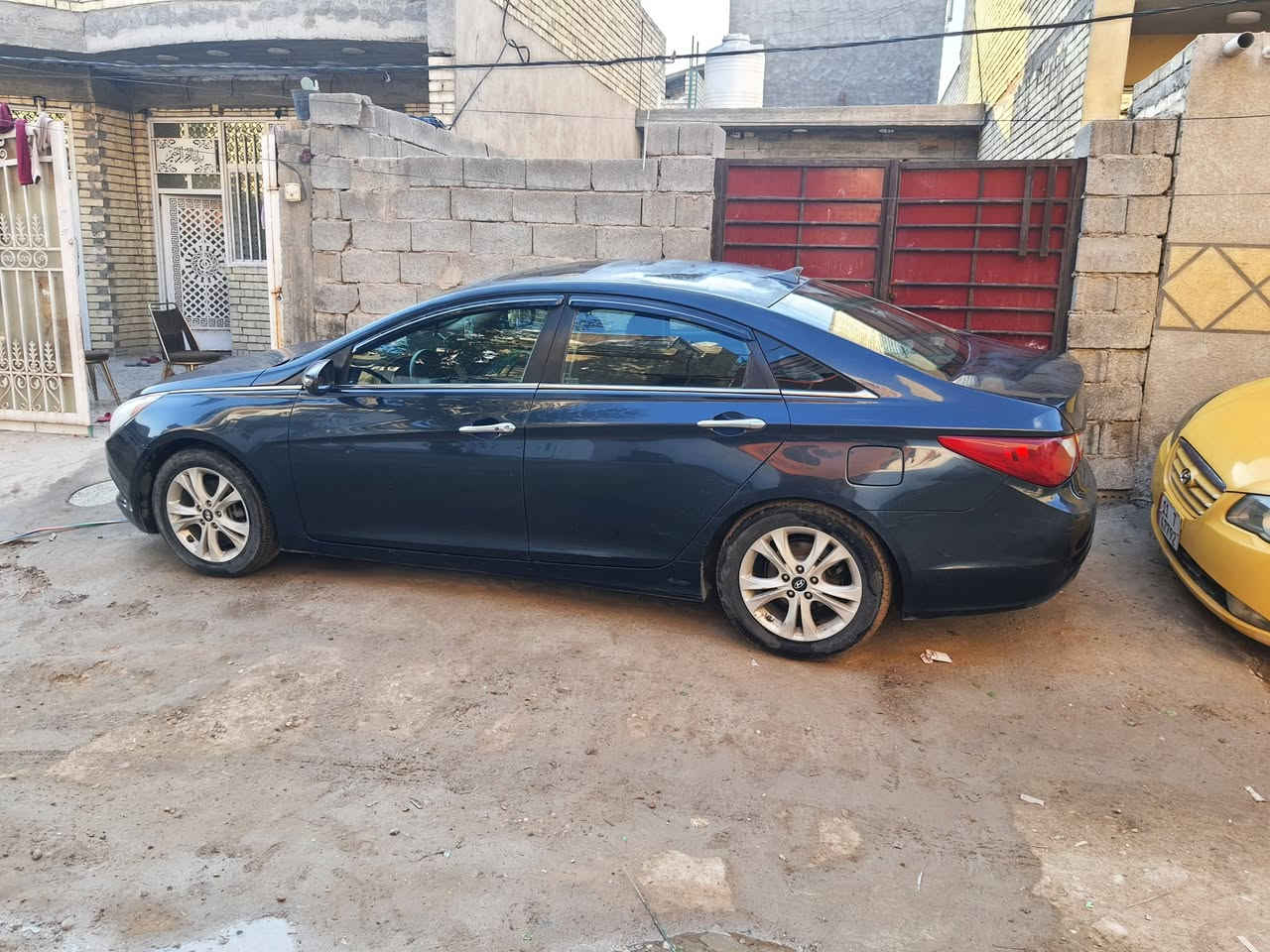 🚗 للبيع سوناتا 2011 وارد أمريكي فول مواصفات 🚗

السيارة نظيفة جداً واستعمال شخصي
محرك 2400 GDI اقتصادي وعزم ممتاز
جير أوتوماتيك تبديل ناعم جداً
فول مواصفات تشمل:
✔ بصمة تشغيل
✔ فتحة سقف
✔ شاشة وكامرة
✔ مقاعد جلد
✔ تحكم ستيرن
✔ سنسورات
✔ تبريد منضومه جديدة  ممتازة
السياره وارد امريكي ضربه جاملغ 
ومصبوغه حزام بسبب الخدوش مامصبوغ لابنيد ولا قماره 
السياره احلا من الصور تعال وشوف 

السيارة مرتبة وما تحتاج أي مصروف
مكيف ثلج ومحرك وجير بحالة ممتازة
داخلية نظيفة جداً وهيكل مرتب

📍الموقع: بغداد الزعفرانية
📞 للاستفسار والمراوسلة على الخاص أو الاتصال ***********
***********

السعر: قابل للتفاوض بالمعقول بعد المعاينة

