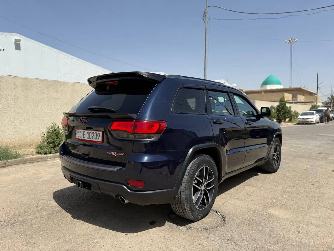 جيب موديل ١٨ رقم بغداد بأسمي
اللون  نيلي
فئة تريل هوك  ٦ سلندر 
صبغ ٣ قطع جانبيه جهة اليمين ضرر خفيف موجودة صور حادث
مواصفات السياره 
محرك ٦ سلندر
جكات
وضعيات قيادة
جنطة كهرباء
تشغيل عن بعد 
شفتات ستيرن
كشنات كنتارا وجلد
كراسي الجهتين كهرباء + خزن
تدفئه وتبريد مقاعد اماميه 
تدفئه مقاعد خلفيه مع الستيرن
اوتو ستارت
نظام سبورت
بجم بالكامل اناره LED (كشافات وعالي وناصي)
السياره مال جناي وعليها صيانه كاااااامله وبدون اي نقص  حرفياً 
مكانها بغداد حي العدل
السعر ٢٠٥ وبي مجال بسيط للشراي 
مااخصم سعر بالتلفون تعال شوفها وتدلل
سيارة بجم كبس و خلف كبس
ايرباك فقط البردة
***********
