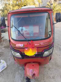 تكتك موديل 2018شهر 11رقم سنوية محرك بلادي بيهة بس كلجات 07505667838/07...