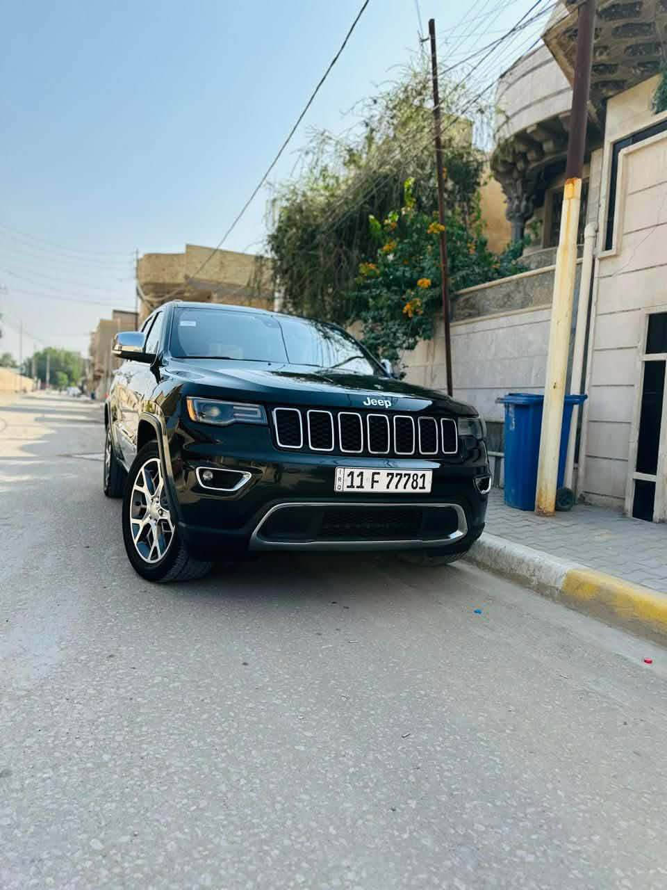 السلام عليكم 
للبيع جيب لاريدو موديل 2022
رقم بغداد تحويل مباشر 
السياره حادث خفيف قطعتين بس مكفوله من الشاصي واللغد 
محرك وكير كفاله 
السياره فول مواصفات عدا الجكات 
صور الحادث بالمنشور 
ماشيه 55 
السياره ما بيهه نقص جاهزه من كلشي 
السعر 250 بيهه مجال قليل 
للاستفسار *********** 
اخوان غير متواجد عالفيس الي يريد السياره يتصل المحمودية, بابل
