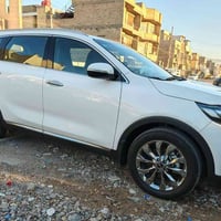 سورنتو ٢٠٢٠ ماشيه ٢٣ كفاله عامه  رقم بغداد مكانها بغداد الغزاليه  ٠٧٧٣...