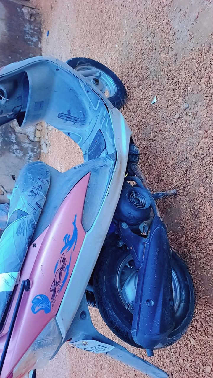 السلام عليكم دراجه ماكس منغولي للبيع دراجه حلوه ونظيفه السعر 450 وبيها مجال للطيبين 
🪐✈️ ***********
