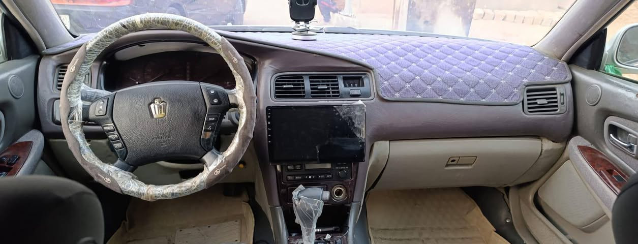 مارك الفينيه مكفوله من الكص ونقل جثه رقم بصره بسمي رقم انكليزي سنويه جديده محرك فيفيتي تبريد شغال تايرات جدد حداديه %90 جديده السعر 75 للستفسار ***********
