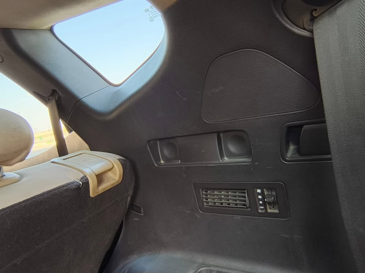 سنتافيا خليجي 2016 للبيع
سنتافيا خليجي ٢٠١٦ بيها جفية .

سيارة جاهزة وما بيها نقص ابد 

سبعة راكب 

إشارة بالمري .بصمة .شاشة .

كاميرا

 لايت زنون .

٤ سلندر. 

منظومة غاز. 

السعر 130 وبيها مجال للطيبين .

عنواني .ناصرية المركز

***********
