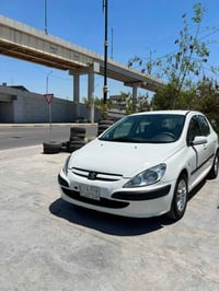 للبيع بيجو موديل 2005 سياره جاهزة كير مكينه تبريد حداديه كله جاهزة مكف...
