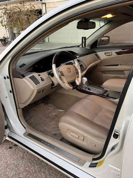 تۆیۆتا ئەڤەلۆن دوبەی بێ رەقەم ساغ ساق                  مۆدیل 2009 مانگی 10 فول لیمیتد  نمونە لەجوانی لەپاکی تازە سیرفزی کامل کراوە گیرومەکینە تەبرید بەشەرتی دەفیتەر جوارتایەی لۆکی لەژیرە دەروناوی وەک بیلاد ماوە سلایدە کوشن جڵدە کوشن هیتەرە پەردەیە سەیارەکە زۆر تازەیە سەوتی دیجیتالیش بەشەرت وەک بۆیاخ 6پارجەی بەس پەمپە بێ دەعم بێ ناوگرتن بێ مەعجون جالوساردی جیە پیشودوای کەپسە نرخی 🔥 92🔥 گەلاو مەعمەلە ***********   ***********
