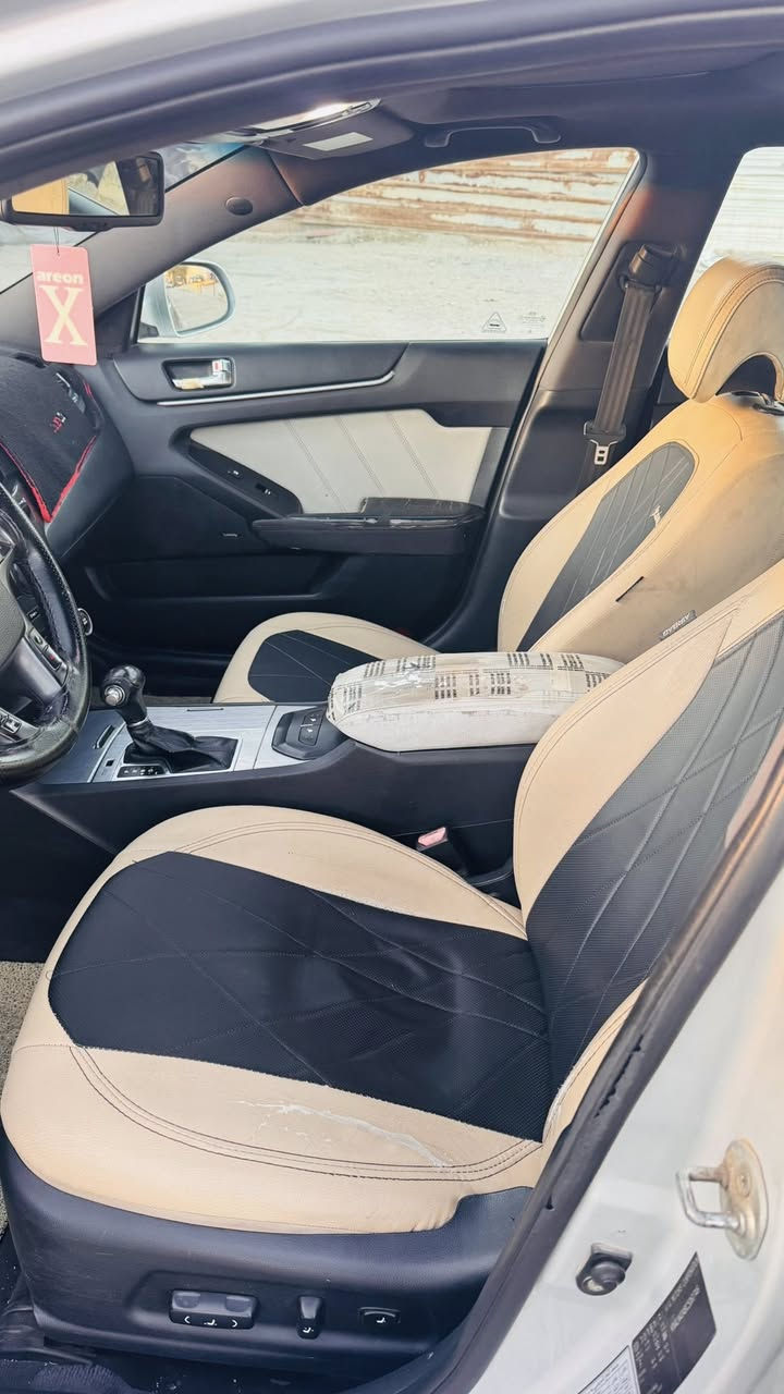 كادينزا 2011فقط بارد بسيط بالباب الباقي كفاله من الصبغ والضربه للأستفسار
***********
