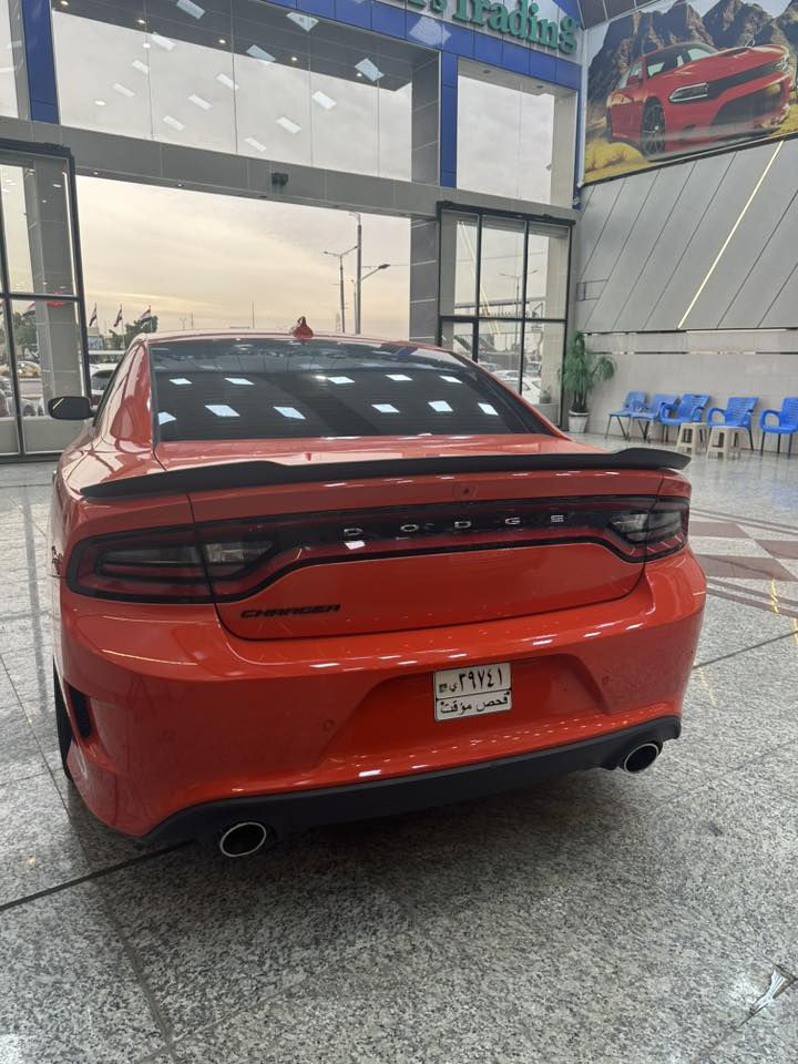 سلام عليكم جارجر لون مميز برتقالي اصل موديل 22 عنواني بصره مكينه 6400 سكات سياره ***********
