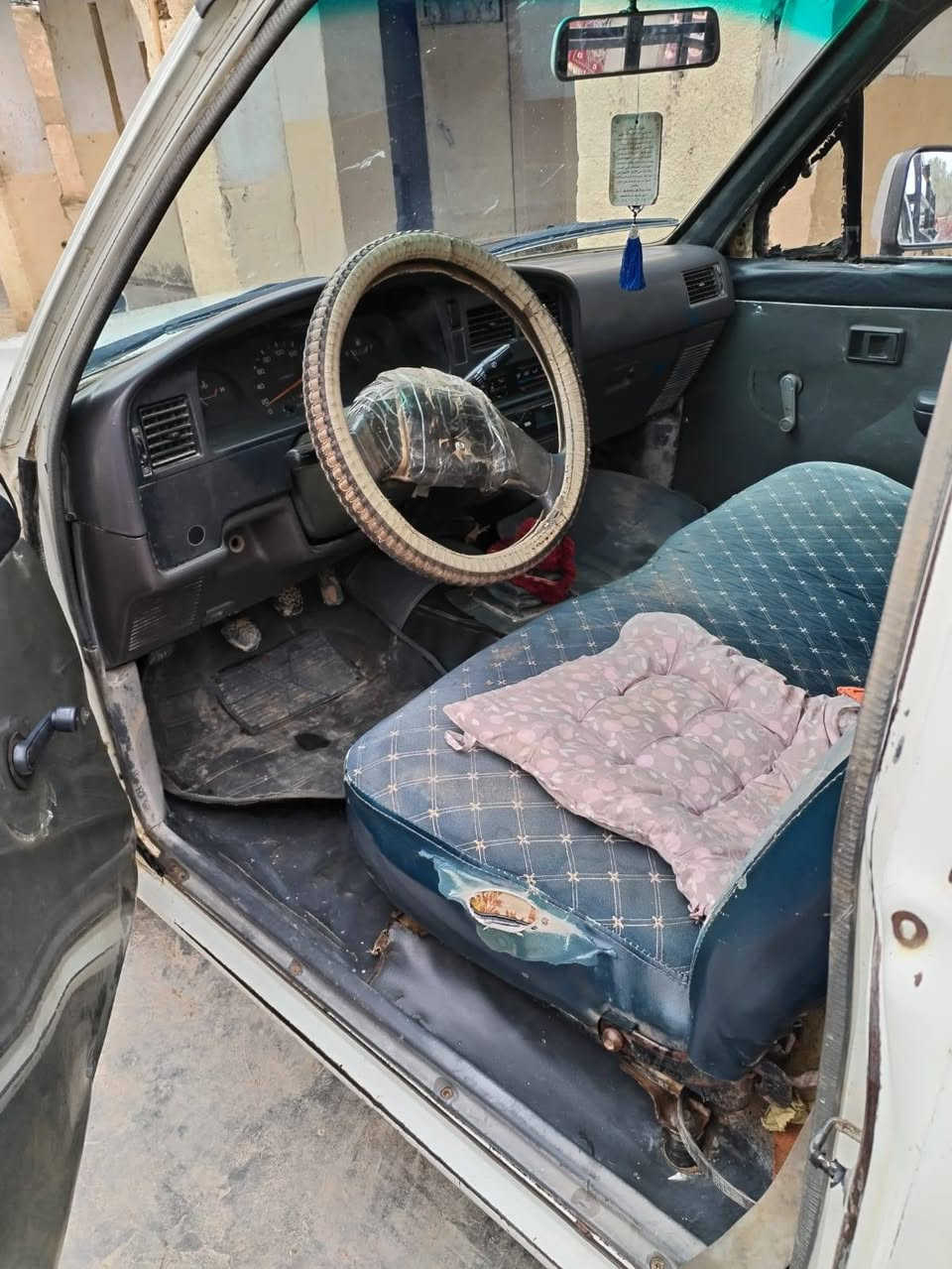 السلام وعليكم للبيع بيكم موديل 1989 بلاديه بدون صبغ رقم كركوك سنويه لل 2029 محرك ثري واي لا تخير ولاتنقيص تخم تاير جديد صدر صدر جديد سياره ما بيها اي نقص جاهزه الستفسار ***********//***********
