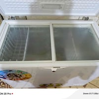 مجمده نضيفه ع فحص شغاله معتازه وريد ابيعه سعره 200وبيها مجال 078082215...