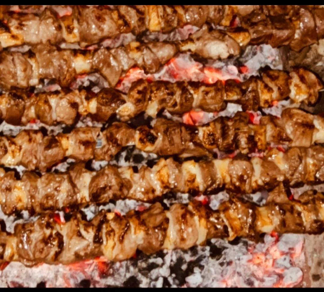 السلام عليكم ورحمة الله وبركاته.
على بركة الله 
افتتاح مشويات قتيبه الحمدي
يتوفر سمك شوي وحي وشوي ع الحطب
يتوفر اجنحه شوي كيلوين ب15000
يتوفر فخذ عرموطي شوي كيلوين ب15000
يتوفر فخذ دجاج كامل شوي كيلوين ب15000
يتوفر تكه دجاج كيلوين ب15000
يتوفر دجاج شوي حسب الوزن 
مستعدون لتجهيز المناسبات،،،،،
ملاحظة (متواجدين لوقت متأخر من الليل)
وحياكم الله
للاتصال والحجز
***********
***********
***********
