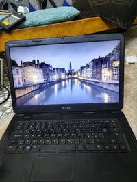 بغداد • جهازين لابتوب • بطارية ومعالج جديد