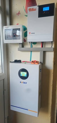 طاقة شمسية • ٨ أمبير نهاري • ٤ أمبير ليلي