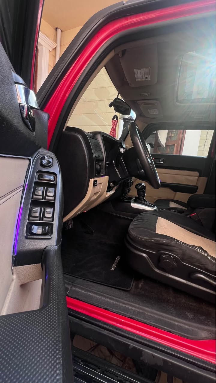 السلام عليكم 
بيع مستعجل
همر HUMEER H3  2008 خليجي وكاله 
مكفولة من الحادث والضربه كفالة عامة
رقم بغداد جديد وهزة جديدة تحويل ثاني يوم
البنيد صبغ اثر جلح فقط
جميع الايرباكات سليمه 
السيارة بلادية وكلشي بيها بلاد بدون اي عطل 
منضومة غاز 80 لتر
كماليات كت كامل 
فتحة سقف 
بوكس روف 
سبير وجك جمباز
دمام وسستم سماعات 🔊 فول طربية
داخل نضافة 100‎%‎ والخارج ايضاً 
صدر جديد وباتري وادامة كامل للمكينة
نضافت السيارة 95‎%‎ وجاهزه بدون اي صرف
السعر 115$ وبي مجال معملة فقط
مكاني ديالى جلولاء *********** خناقين, ديالى
