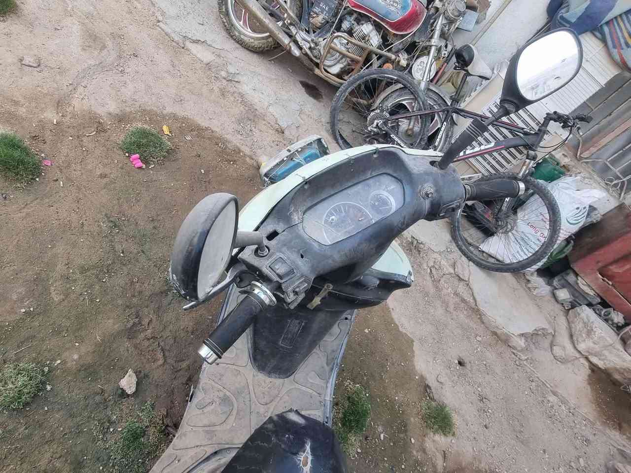 دراجه تشتغل بس تبخر وابيع هالموجود وسعرها هاي هيه النجف, العراق


**إذا كنت صاحب هذا الإعلان وتريد حذفه لأي سبب، رجاءا أرسل رسالة إلى الدعم الفني**