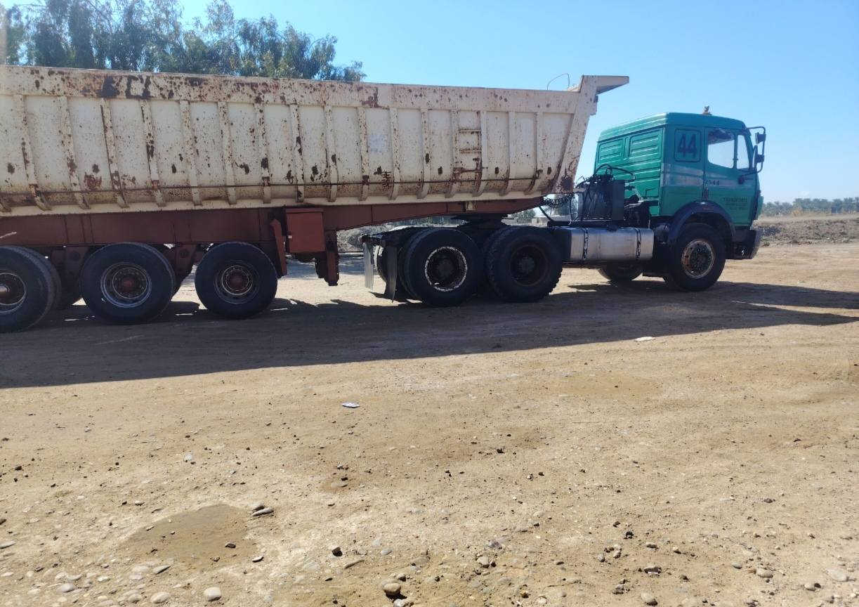 البي موديل 79 قماره كرواتي مجموعه جيف رقم الماني مسجل نساف 3 لوحات عربانه جديده 3 محاور 16 تخم تاير مكان بغداد التاجي السعر 3 شدات
***********
