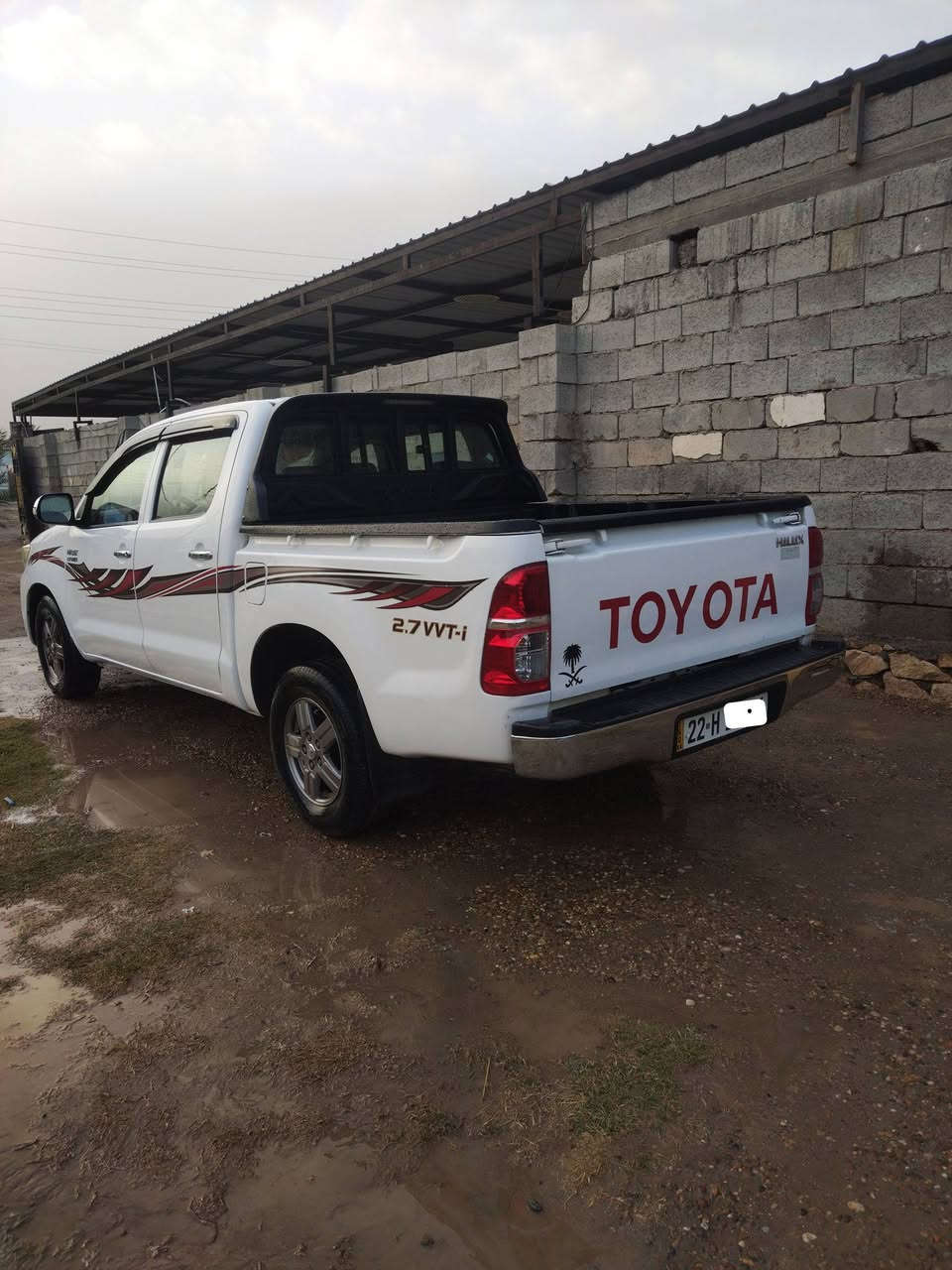 سلام عليكم
للبيع بيكم هايلوكس موديل 2014
سياره مكفوله من صبغ وضربه
سياره نضيفه واحلى من صور
رقم اربيل انگليزي سنويه لل 2029
سياره شاشه وكامره
محرك وكير بلادي.
سياره نضيفه.
السعر 215 ورقه 
رقم صاحب السياره
  ***********

اني مكلف بالنشر
