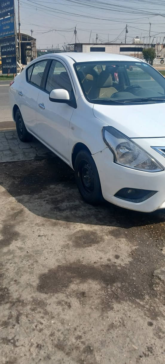 السلام عليكم ورحمة الله وبركاته
للبيع نيسان ٢٠٢٠ رقم بغداد 
السعر ١٠٥ وبي مجال بسيط 

كير محرك تبريد تخم تاير خير من الله 
الكشر الباب الي خلف السايق مصبوغ نصفه مع الجاملغ الامامي على الماشر عليهن 
للاستفسار 
‎0771 238 2756
