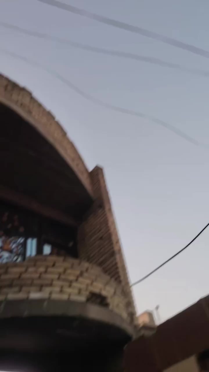 سلام عليكم دراجة نوع سكنس شحن 6 بطاريات كبار ملف 3000 سرعتها 60 تلث سرع  دراجة كلش جديدة ونضيفة ومحافض عليها وبيها بلوتوث من الوكالة ومنفذ USPشحن بريكات ثنين دسك دبلات أيضا ثنين مساحة صندوق جبيرة دراجة اي نقص ما بيها شاحنة وسويجات ثنين وكارتات ثنين يجي وياها و أوراقها هم موجودة السعر 750 وبيها مجال للطيبين رقمي *********** مكاني بغداد الأمين الثانية
