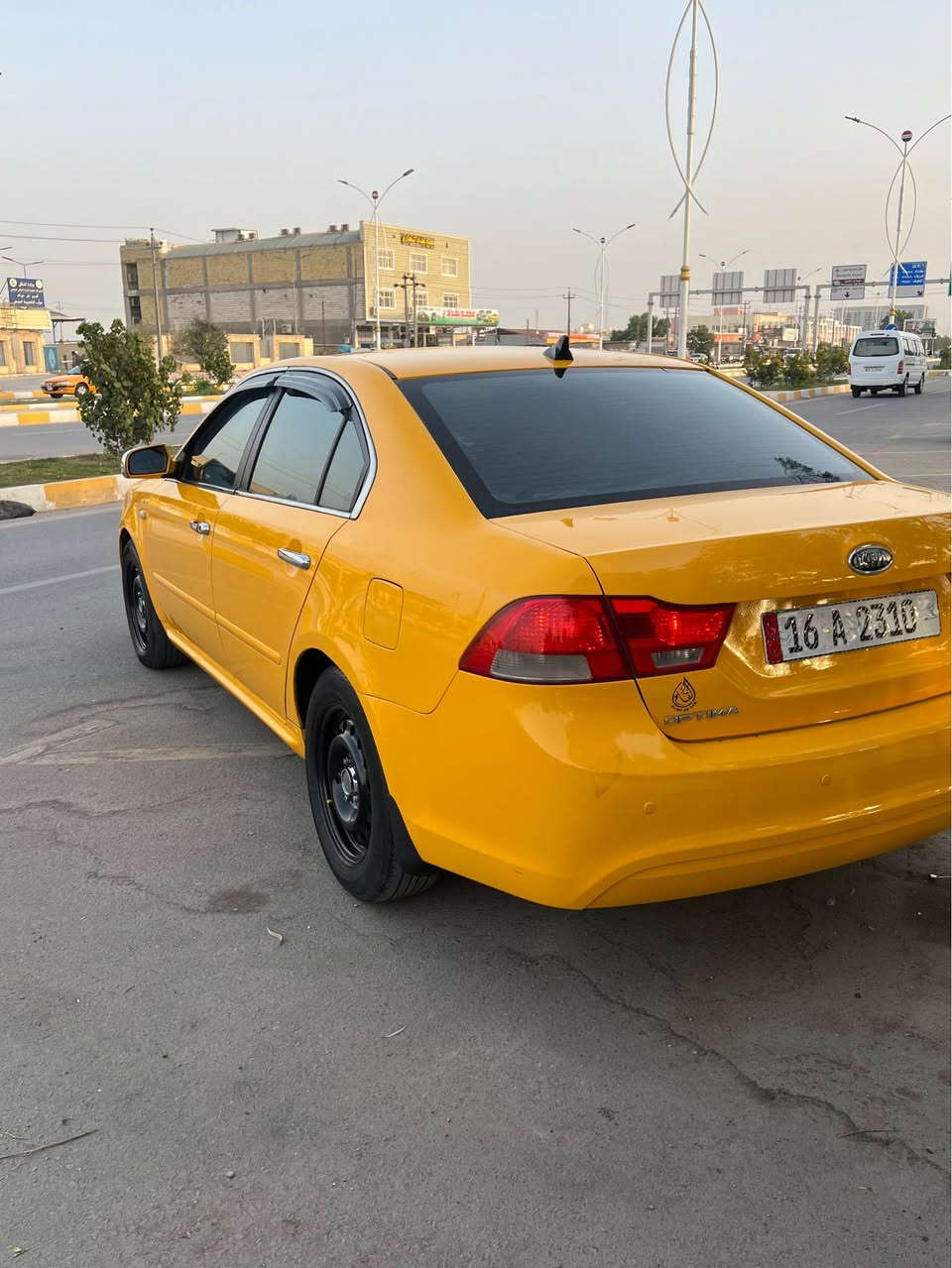 سلام عليكم اوبتيمه مديل 9 خليجي تبديل جاملق فقط لباقي مكفول رقم قادسيه نكليزي بسمي تحول ثاني يوم مكينه كير حداده تبريد تخم تاير سياره جاهزه من جميع انواحي عنوان ناصريه المركز اسعر 100 وبيه مجال بصيط رقم الموبايل *********** ناصرية, ذي قار
