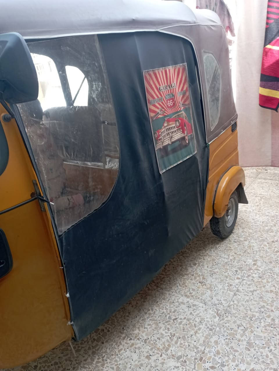 السلام عليكم شباب تكتك 21 رقم وسنويه انكليزي بغداد مدينه الصدر السعر 7500 وبيهه مجال بسيط ***********
