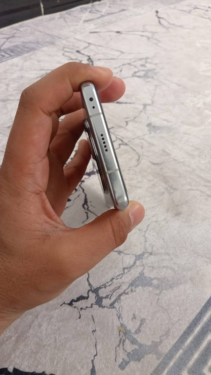 جهاز ريد مجك 4برو
ذاكرة256
ماويا شي فقط الجهاز
يدعم شحن 100واط
سعر 400 او مراوس 
الالعاب فول الفريمات 
الجهاز مثل ماواضح كدامك جديد يخبل 
سلاسه
مكاني ناصرية مركز


**إذا كنت صاحب هذا الإعلان وتريد حذفه لأي سبب، رجاءا أرسل رسالة إلى الدعم الفني**