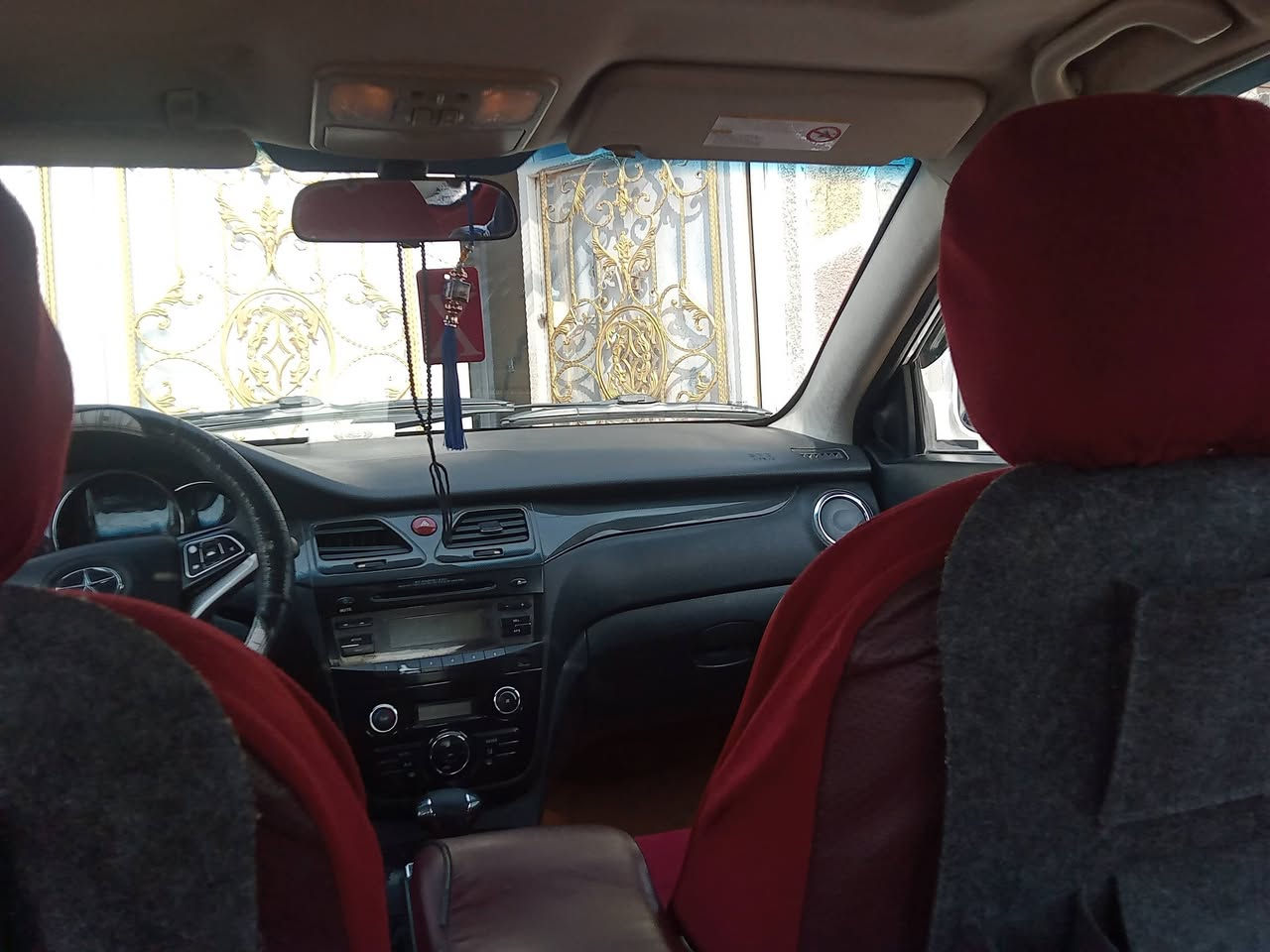 سلام عليكم للبيع جاك صيني موديل 2013 سيارة كاملة المواصفات
مبدل فقط باب السايق سيارة خير من الله سيارة مابية نقوصات رقم بغداد بأسمي 
السعر 75 
للستفسار اتصال على هاذ الرقم ***********
