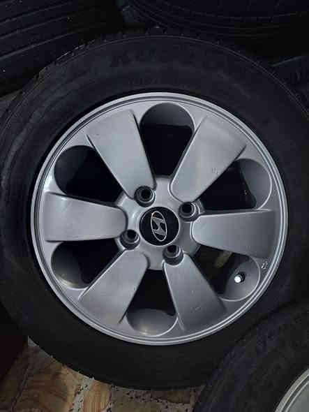 تخم ويل كب كوري الاصلي حجم 14مصبوغ فول نضافه يرهم افيو اكسنت ريو كورله قديم مع تخم تاير حجم 14.65.185نضافه فوك 70بلميه بيع او مراوس السعر 200قفل مكاني نجف مكتب الرشيد ***********
