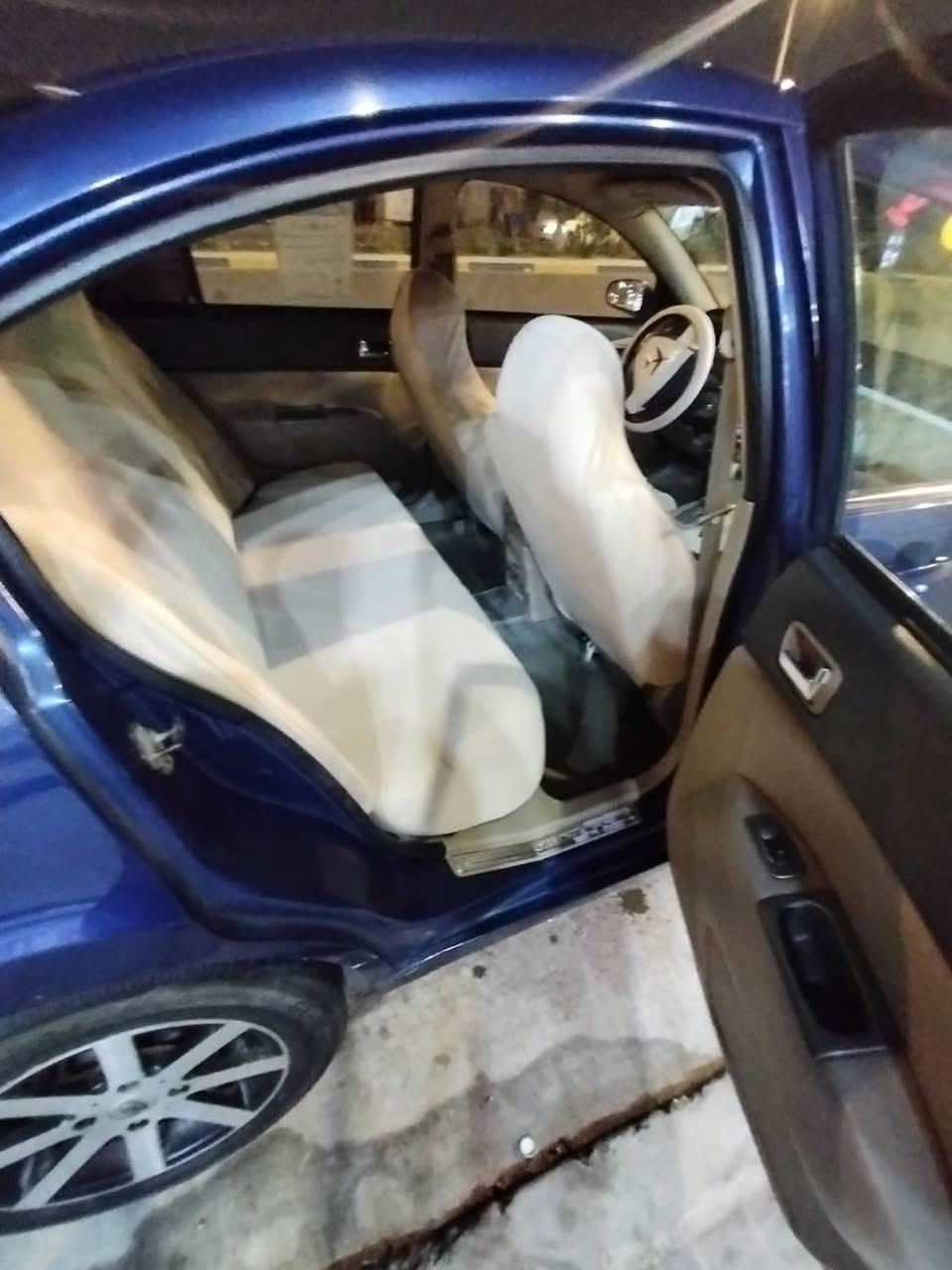 سياره للبيع A5 محرك 2000 ابلاد نضيفه ماناقصه شي رقم انكليزي سنوي ال 30 السعر ٤١ أوبيه مجال قليل العنوان البصره *********** البصرة, العراق
