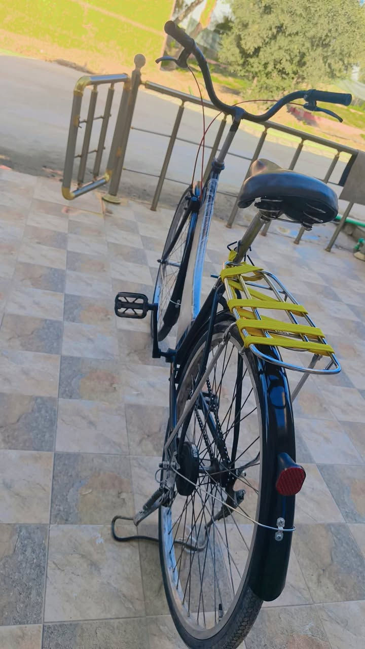 باسكل عبد الحليم حجم 26 لبيع  مكانو موصل ايسر الساده وبعويزه  🌗السعر 75 وبي مجال تحياتي لجميع رقمي ***********
