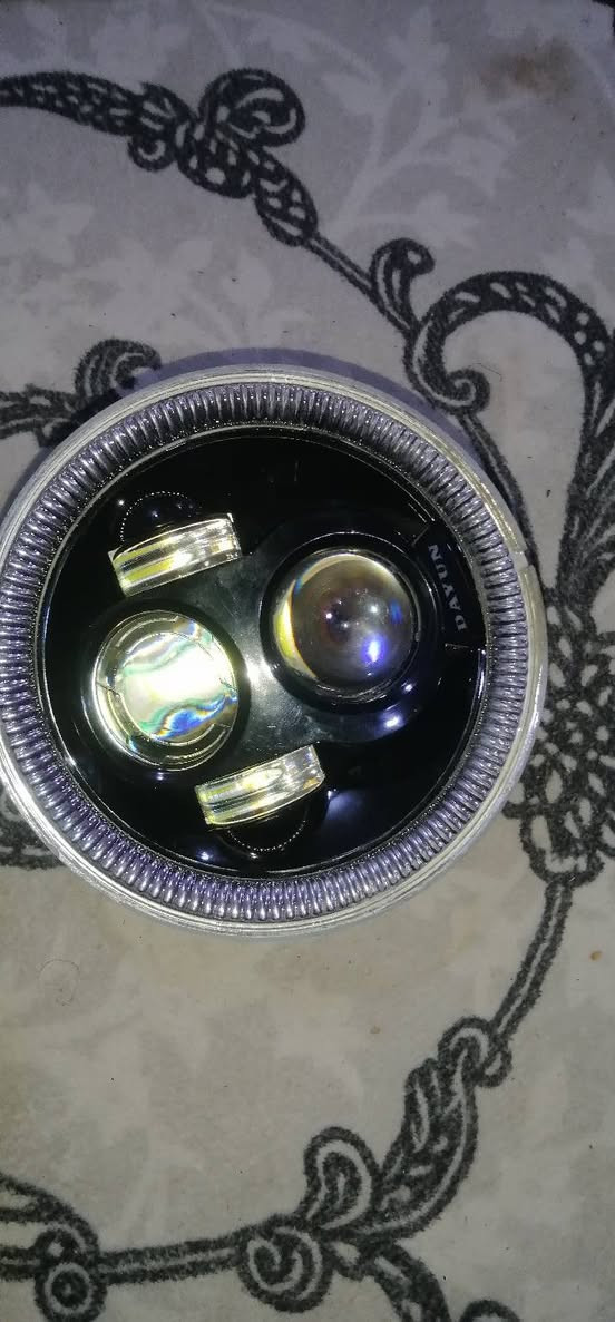 للبيع
سلام عليكم رمضان كريم (من رخصه الادمن)

مازده كامله عدستين عالي ناصي اشاره كلشي شغال وانطي ضمان ع تشغيل مستخدمه كلش قليل صار عندي ضرف واريد ابيعه مستعجل سعر  مناسب جدا جدا 12 الف  فقط نظيفه كلش ويجي ويها درع حمايه بلاستك

متوجد خاص او اتصال ع رقم او واتساب

***********

المنطقه كربلاء قريب ع حر او شركه كاله
