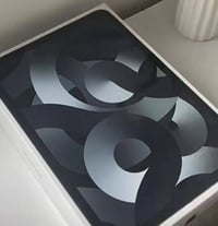 عندي ايباد m1 Air 5 باتري 87 اريد اراوسه بريد مجك استرا أو m2 رقمي وات...