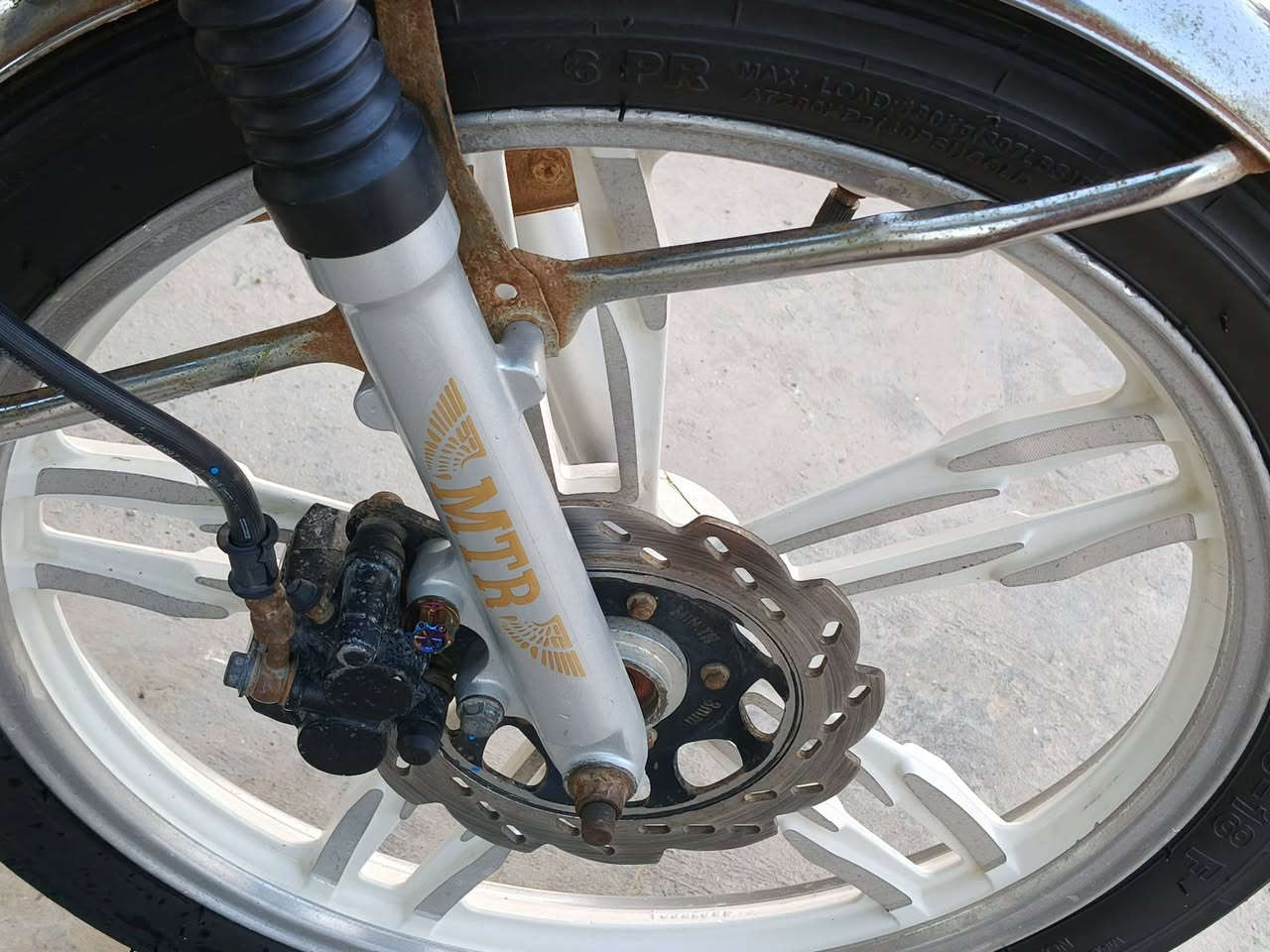 السلام عليكم دراجة للبيع سيفان 2020 الرداجة مكفولة كهربايات محرك اوراق اصولي الدراجة خير من الله المكان بابل حصوة هاذة راقمي بي واتساب والخاص مفتوح *********** السعر 450وبيهة مجال لطيبين
