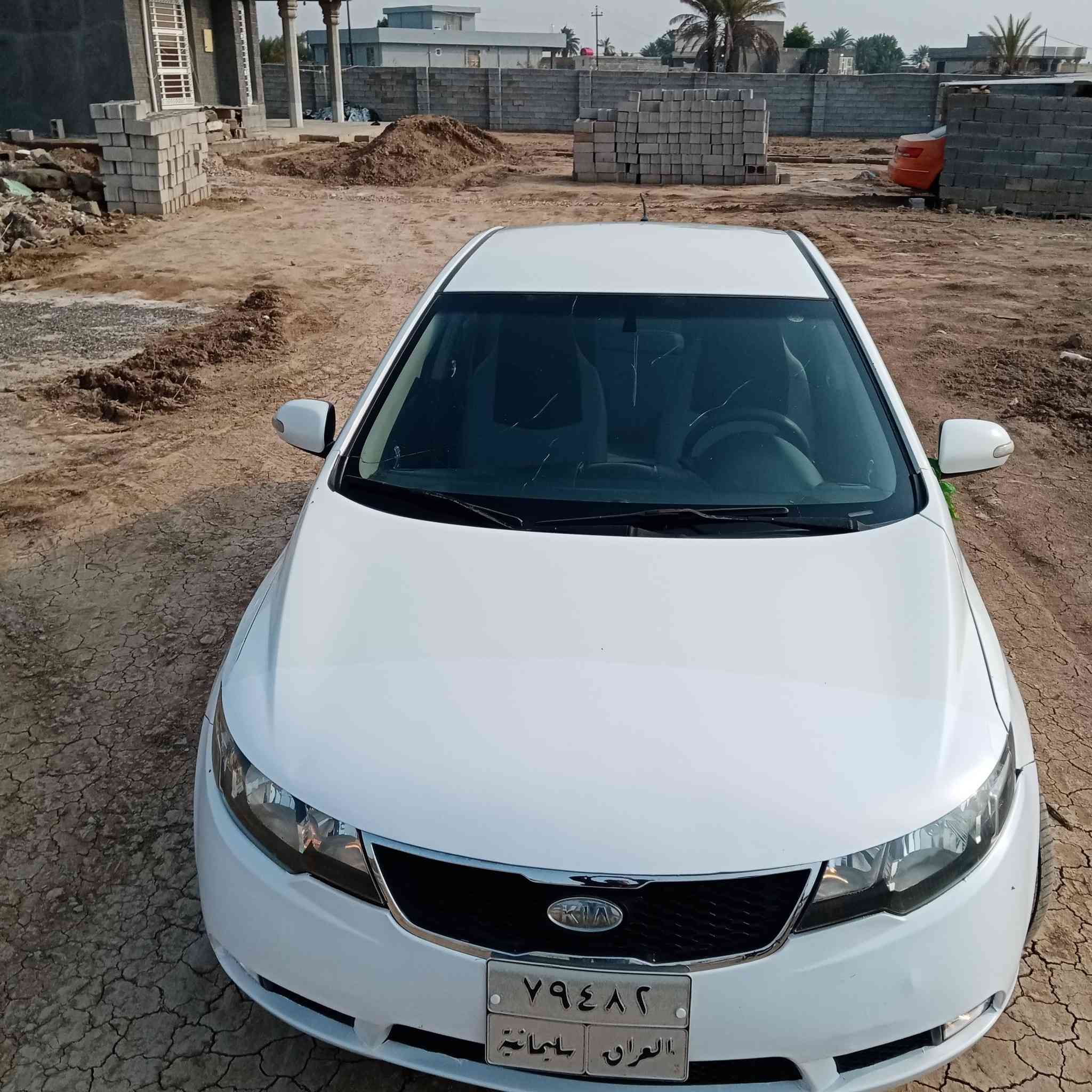 السلام عليكم
سيراتو موديل 2010 كفاله محرك كير
كفاله من الصبغ والتبديل عده شبر اباب السايق وباردات بسيطه
 خمسه ويل كب تبريد شغال السياره خير من الله ترايك وين ميعجبك للأستفسار اتصل *********** ***********
