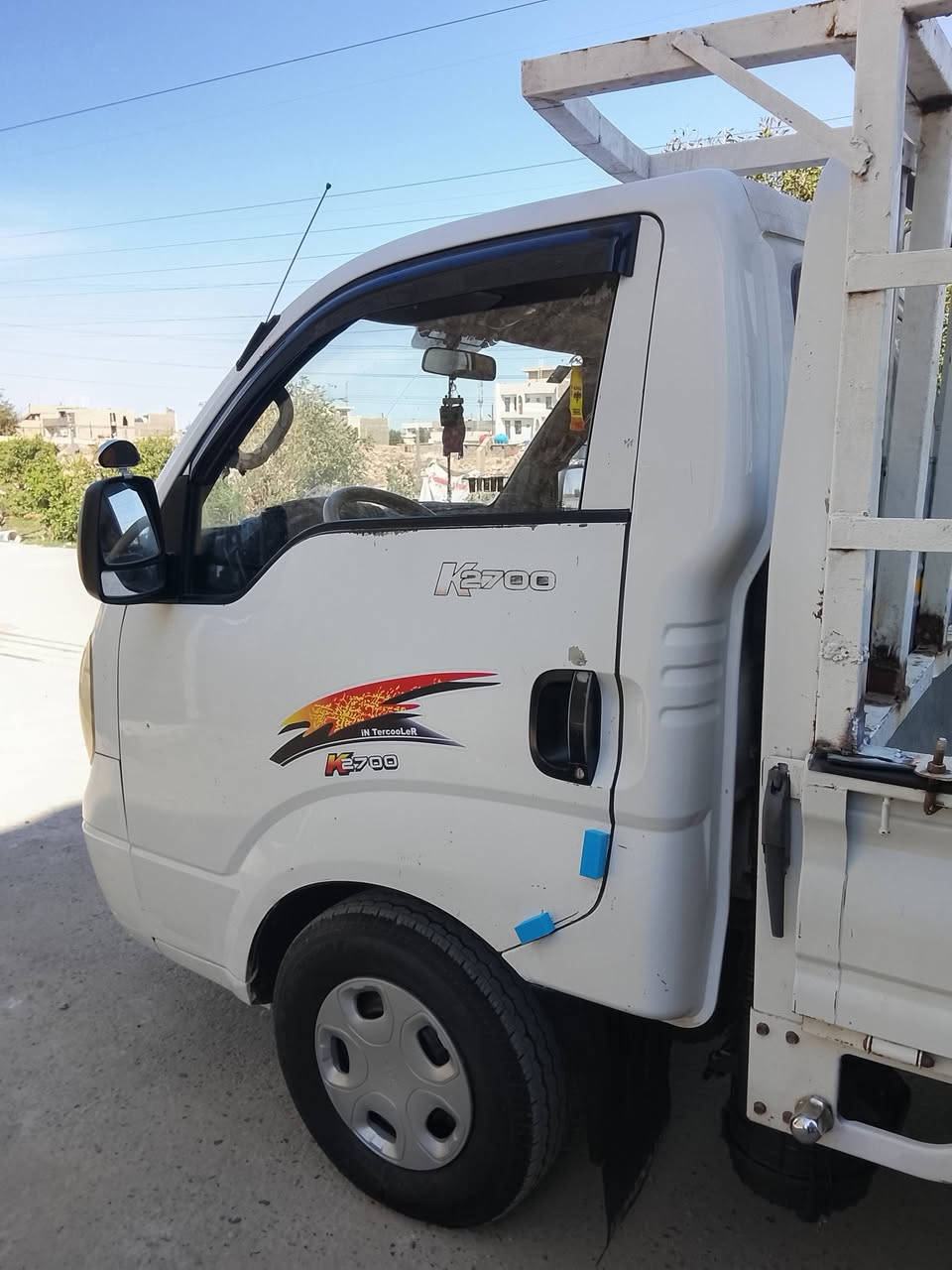 سلام عليكم كية عموشةموديل 2006 رقم بغدادسنوية2030 سيارة جاهزة مكينة 2700 جديد كير جديد اكسن جديد 7جنكال مكفولة سيارة شرط السونار مكفولة كفالة عامة فقط الدوس سيارة مال جناي صدر جديد كهربائيات كلهة شغالة الرقم ***********الرقم *********** مكان بغداد الدورة
