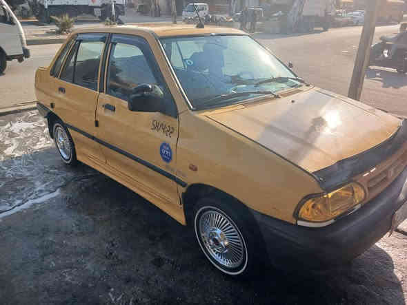 سلام عليكم سايبه ١١ للبيع تفاصيله محرك جديد على السحك 
كير كلج مكفول
صدر امامي خلفي جديد
دوشمه جديده غرفته نضيفه كلش
كهرباياته كله شغاله عده التبريد
تخم تاير خط ابيض
شواصي نضيفات بدون لحيم 
مابيه لاضربه ولاتبديل بس بيه جراد
فقط نقصه جبنه بين الكير والمكينه ذب دهن تكلفته ٣٥ الف
جامه اماميه جديده باتري جديد
مشط اوباور مال برايد
هزه جديده مصفره هيئه وغرامات
بسمنه السياره
مكاني بغداد الحريه 
هاتف***********
السعر ٢٥ بيه مجال بسيط
