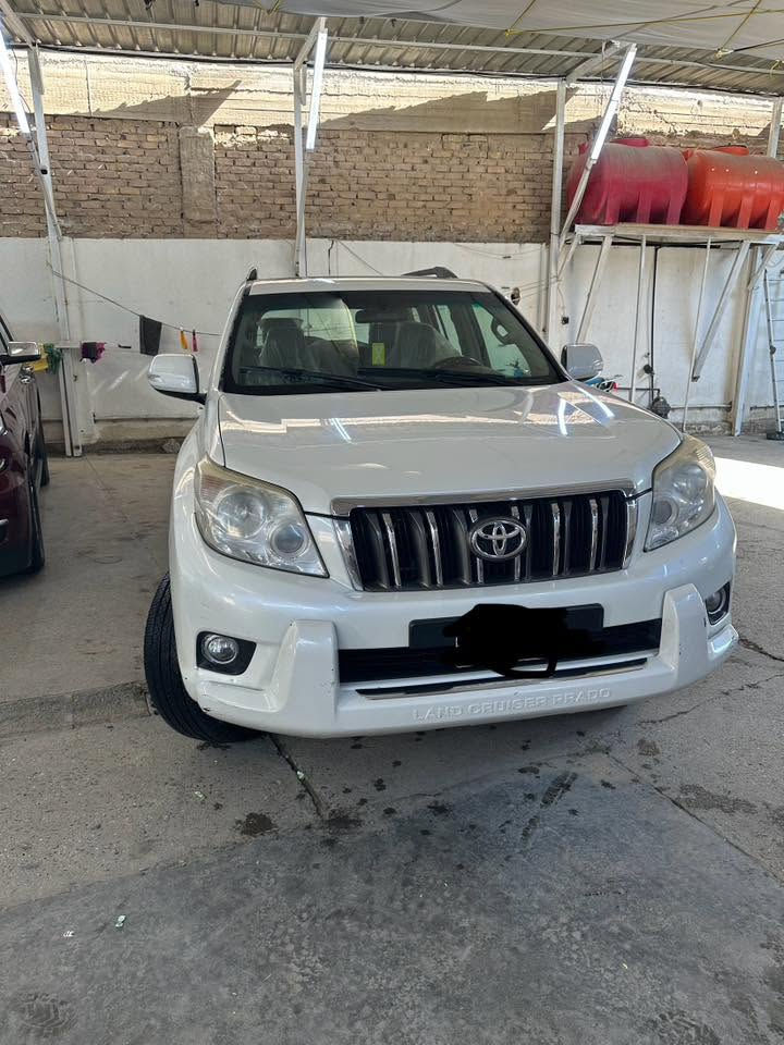 سلام عليكم
برادو ٢٠١٢ خليجي txl محرك V6 رقم بغداد الجديد ماشيه 142 الف كيلو فول مواصفات كاميرا حساسات كشنات جلد بدون حادث بس بيها شخوط بالباب موضحة بالصور ..
السعر المطلوب 275 وبيها مجال 
للاستفسار *********** مكان السيارة بابل
