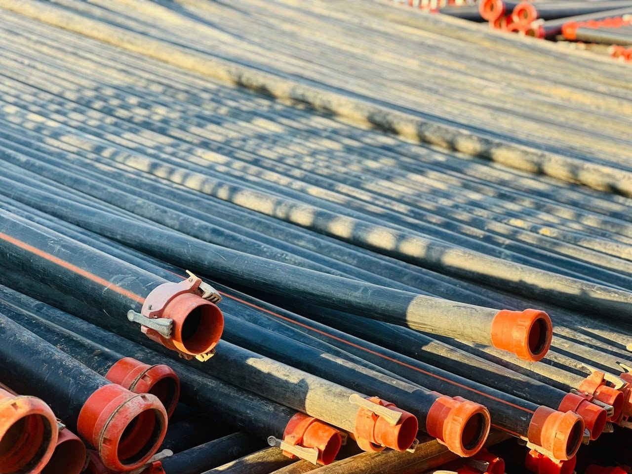 يوجد خطوط رش مستخدم نظيف شرط الشغل 💯
النوع باراو + هيما
سعر الخط 285
العنوان طريق المنزله قرب محطة كهرباء المظهوريه ........ مكتب النجم 
للأستفسار الاتصال على الرقم. 
 ***********
