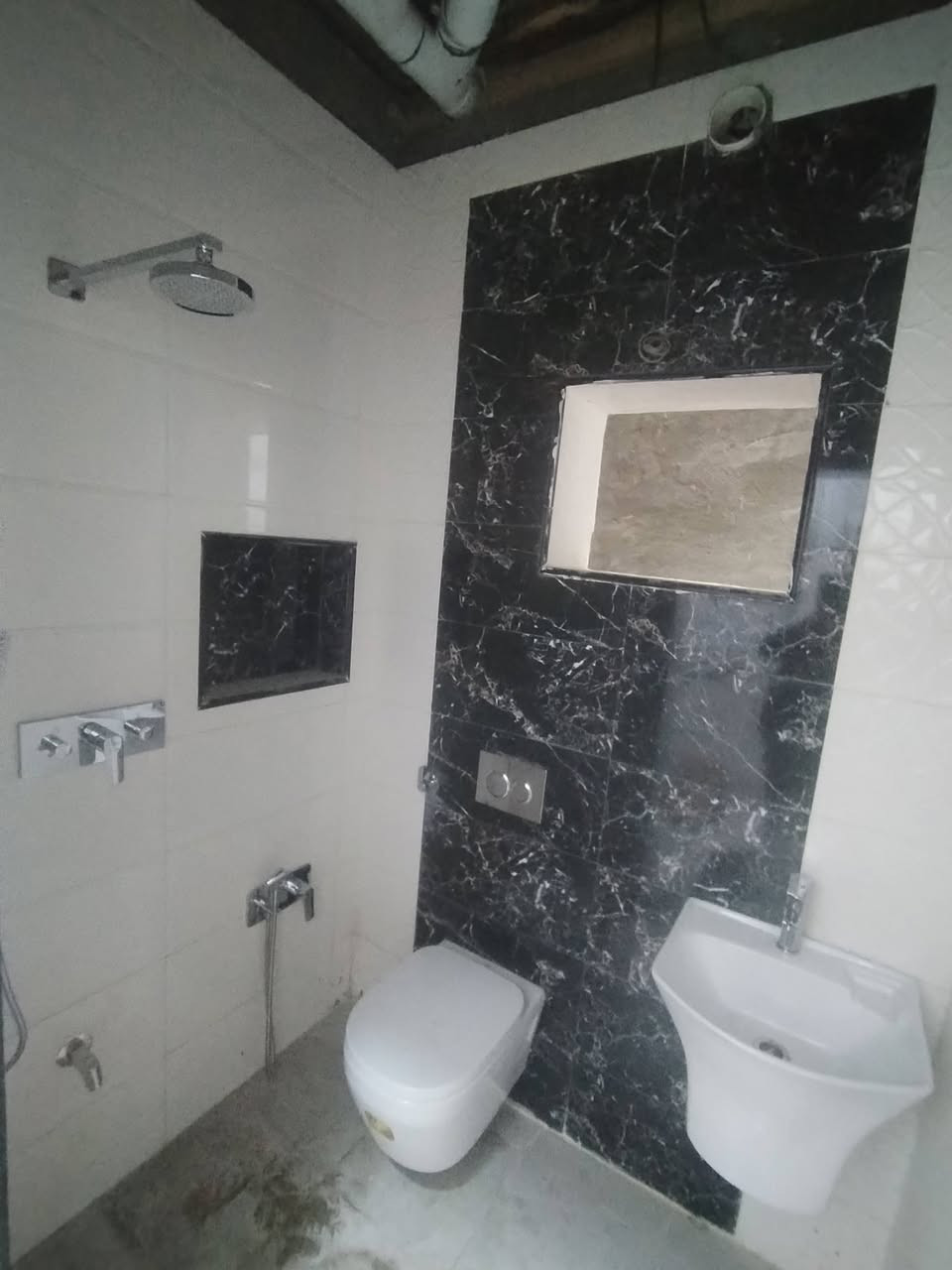 سلام عليكم
خلفة صحيات ماء مجاري شغل حديث شغل كلاسك سحب رئيسي ماء مجاري ***********
