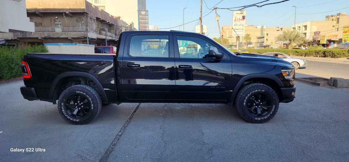 السلام عليكم
رام ريبر فول مواصفات اعلئ فئه
RAM 1500   REBEL
ماشيه 32
حادثه موضح بلصوره
مكينه 5.700
 مديل 2023 
فول موصفات شاشه كبيره وضعيات قياده فتحه بانوراما 
داخل احمر كير ماوس دفع رباعي السياره اعله فئه ريبر 
اتو ستوب كشن تدفه تبريد كشنات كهرباء بل كامل 
سياره فول  موصفات للاخير معوزها شي تحويل ثاني يوم رقم اربيل بدون غرامات 
مكاني بغداد حي البنوك 
***********
